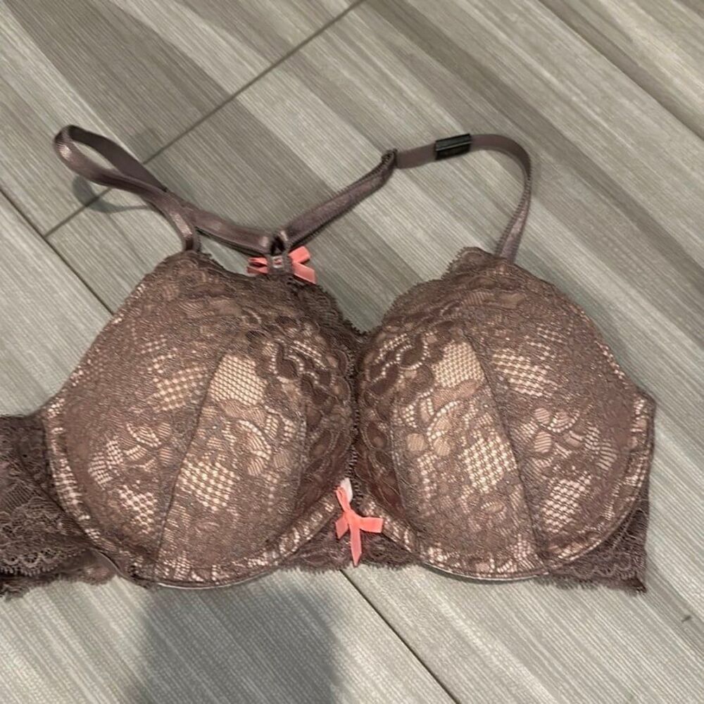 Brand new Victoria’s Secret push-up bra